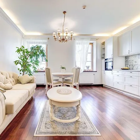 Old Town Gate Apartment