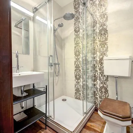 Old Town Gate Вильнюс